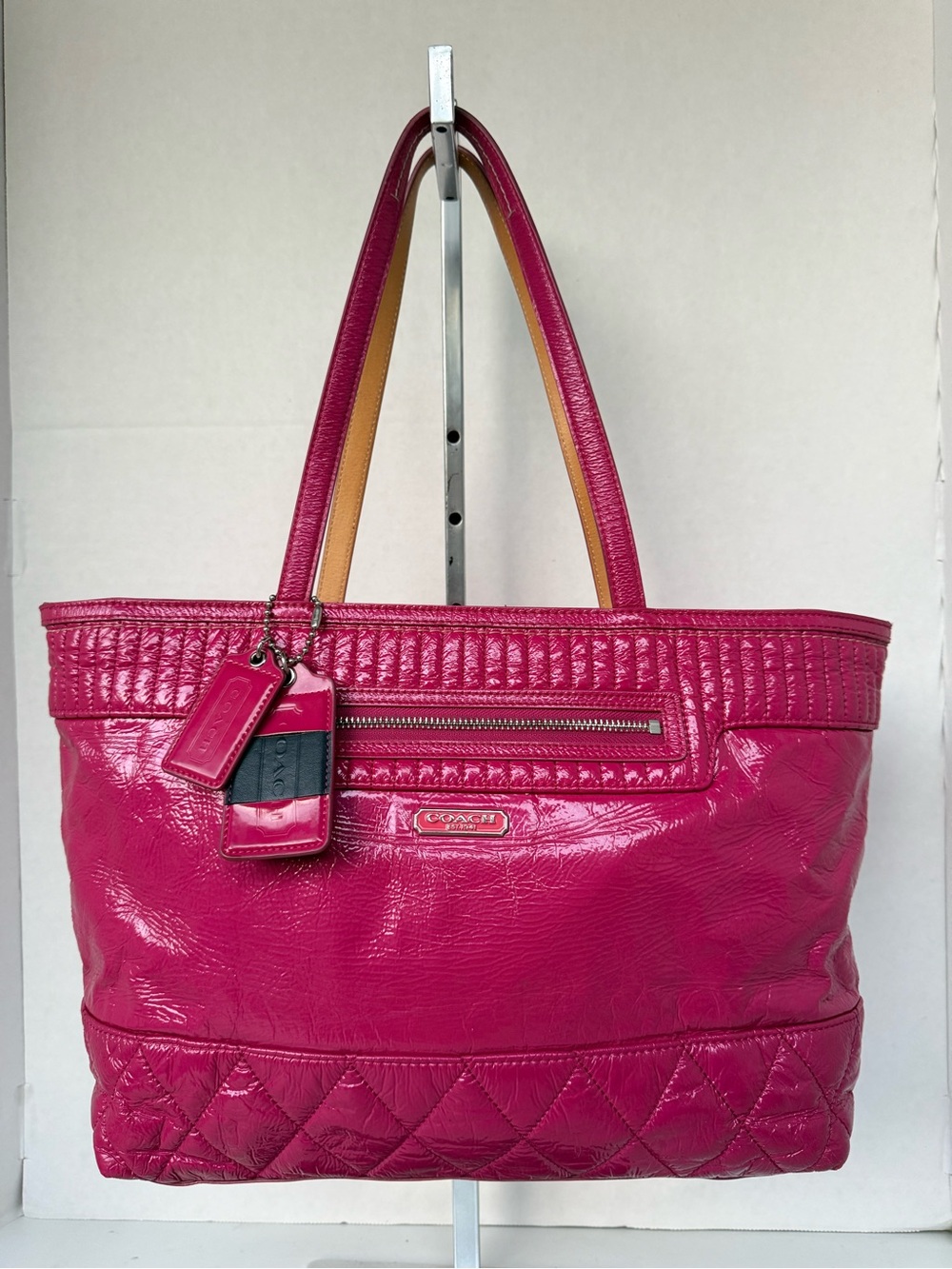 COACH Poppy Daisy Quilted Bottom Liquid Gloss Patent Leather Shoulder Bag Tote